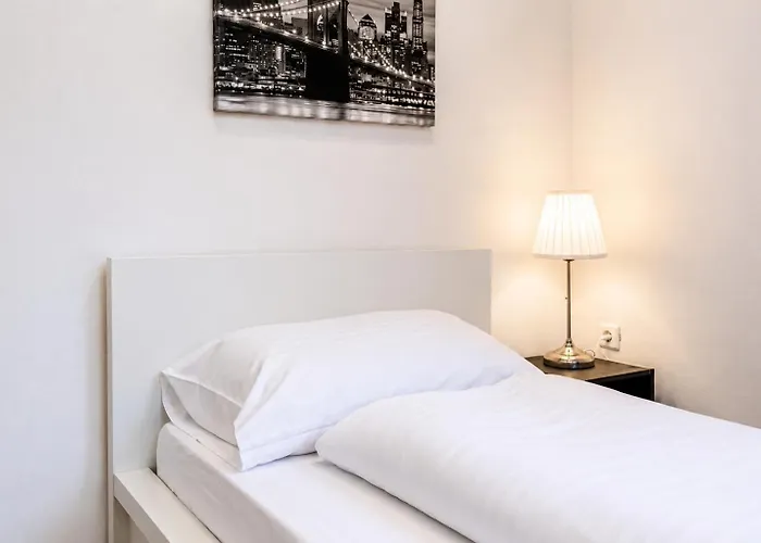 דירה Comfortable 2br Near Burggasse