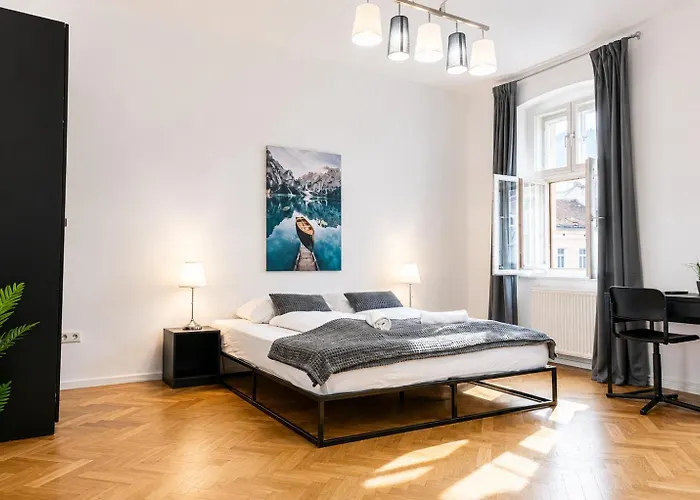 דירה Comfortable 2br Near Burggasse